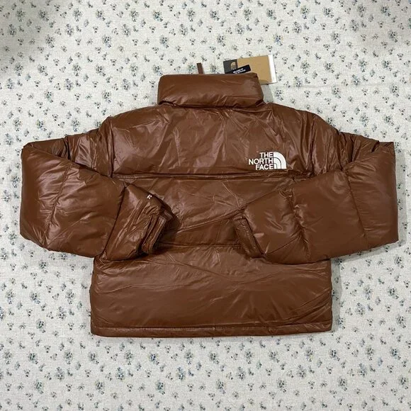 The North Face 1984 Short "Kendall Jenner Style" Glossy Down Jacket - Picture 2 of 11